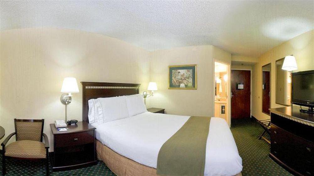 Holiday Inn Express Memphis Medical Center - Midtown By Ihg Екстер'єр фото