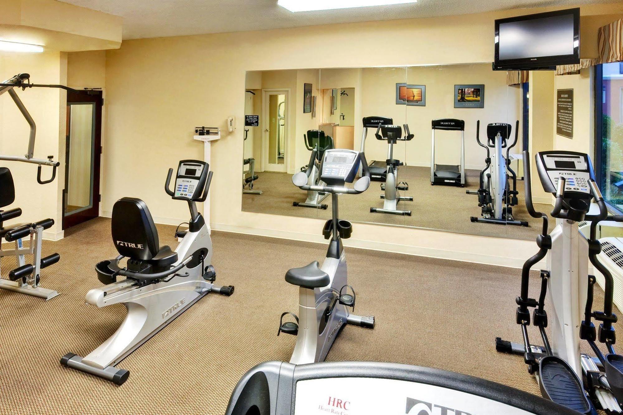 Holiday Inn Express Memphis Medical Center - Midtown By Ihg Екстер'єр фото