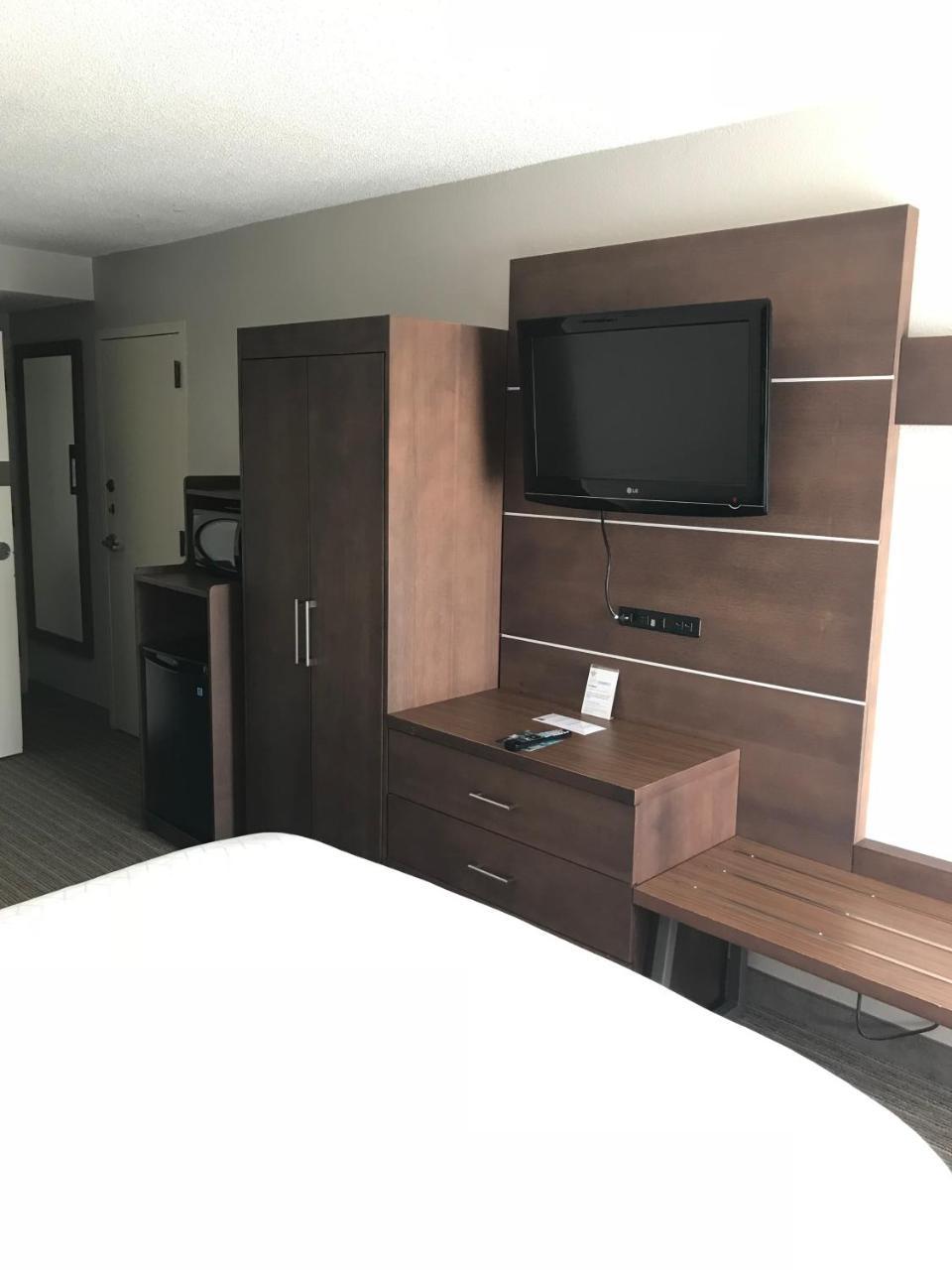 Holiday Inn Express Memphis Medical Center - Midtown By Ihg Екстер'єр фото
